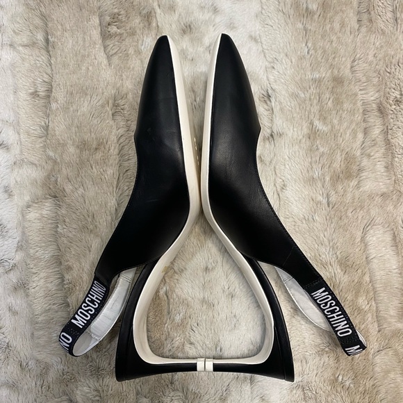 NEW💝Moschino Vitello Black Pump Leather Heels Size EU 39 - Picture 10 of 13